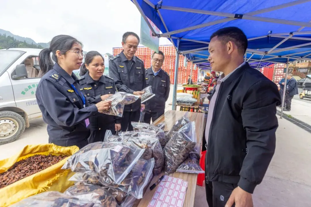 蒙山县市场监督管理局全力保障瑶乡春茶节活动顺利举办