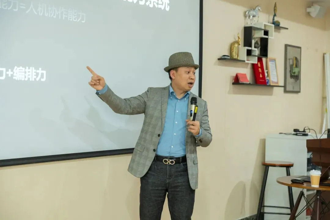 成都欧米奇创业营销课精彩回顾!2小时教你把AI变成你的全能合伙人,让创业更高效!