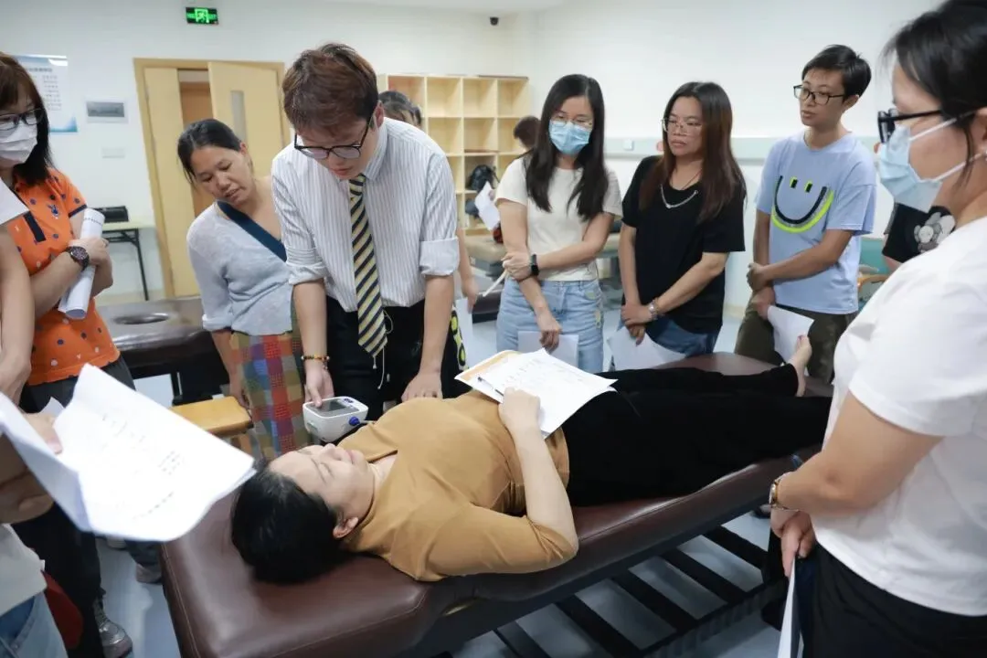 祖庙妇联 | “湾区她绽放”AI营销系列培训圆满收官,养老护理系列培训报名暖心上线