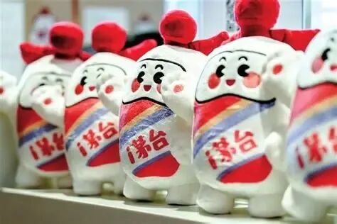 卓鹏新营销|白酒是白酒,茅台是茅台:这波涨价经济学你看懂了吗?