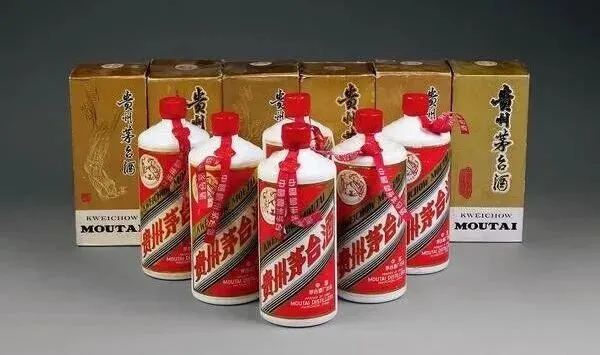 卓鹏新营销|白酒是白酒,茅台是茅台:这波涨价经济学你看懂了吗?