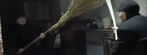 存储芯片价格跳水:现货市场“闪崩”,合约市场仍缺货