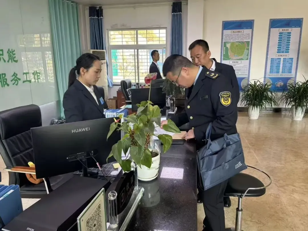 湖北各地市场监管部门严查清明殡葬服务收费