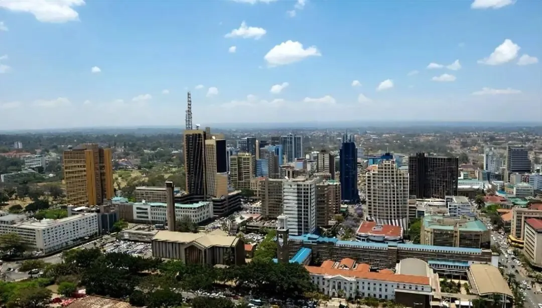 肯尼亚硬刚美国,零关税敲开14亿市场,中企砸钱建铁路!