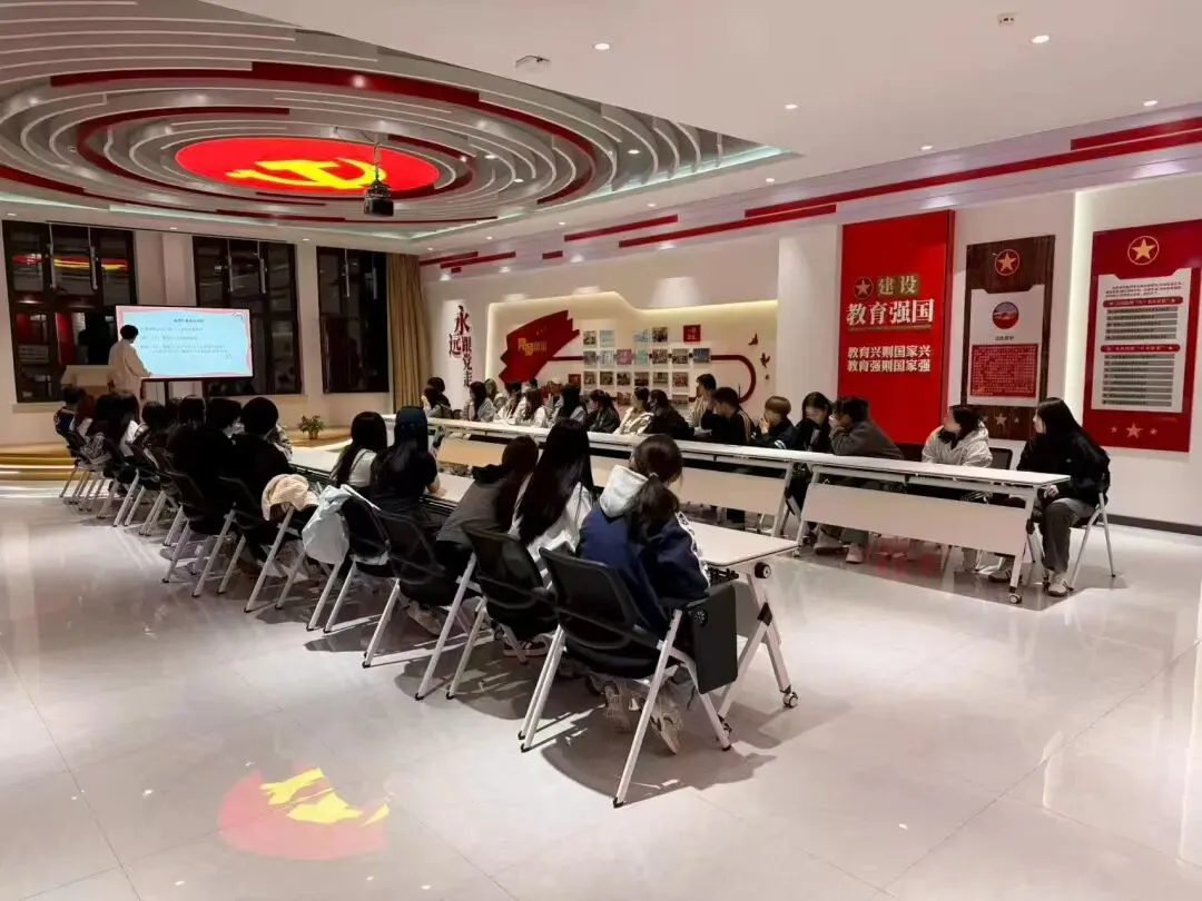 学院计算机技术系成功举办了以“趣味推理,凝聚团队”为主题的“谁是卧底”活动