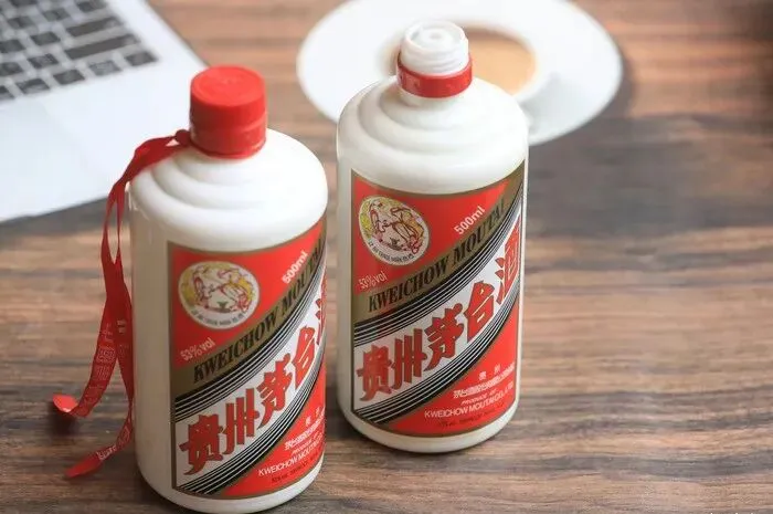 茅台再提价:一瓶酒背后的市场新逻辑与行业信心