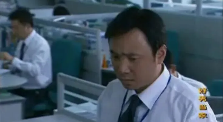 只有高中文凭的我,拿到了公司营销培训考试第一名 | 二湘空间