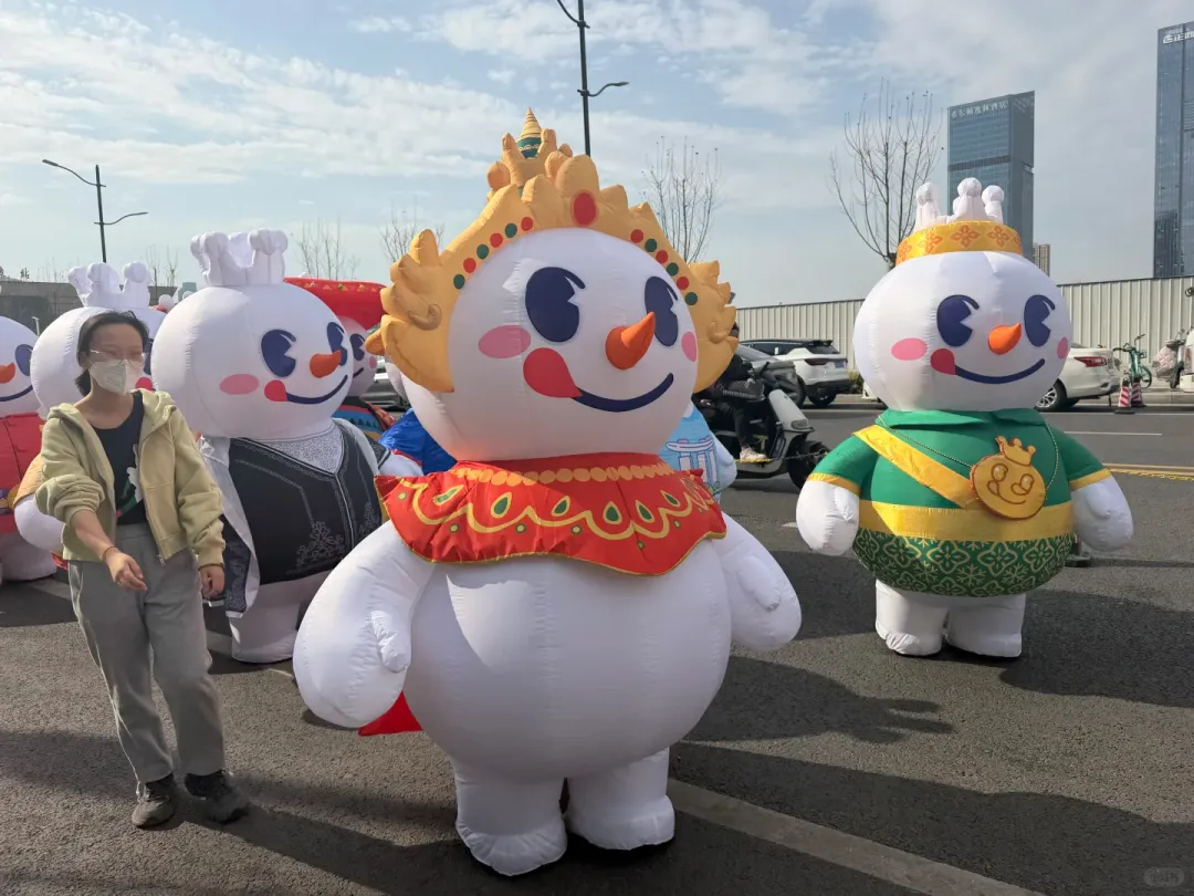 蜜雪冰城,在小众营销赛道杀疯了!