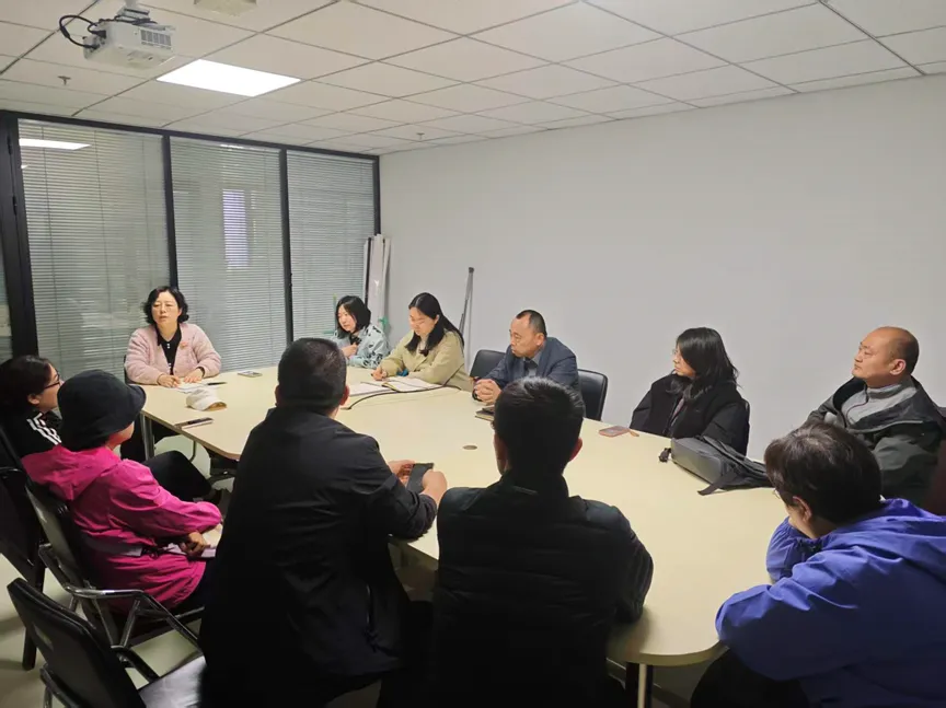 市场营销教研室召开学业指导与专业建设专题教研活动