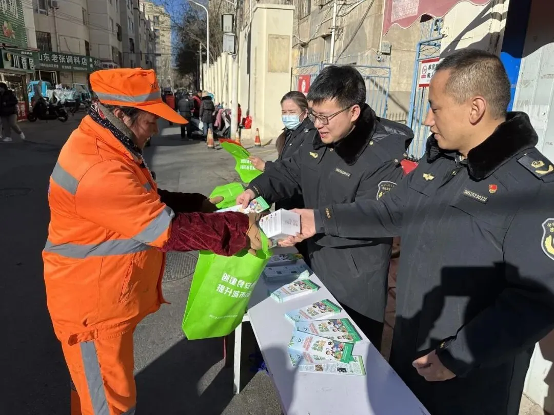银川市市场监督管理局兴庆区分局开展“食品安全宣传周”活动