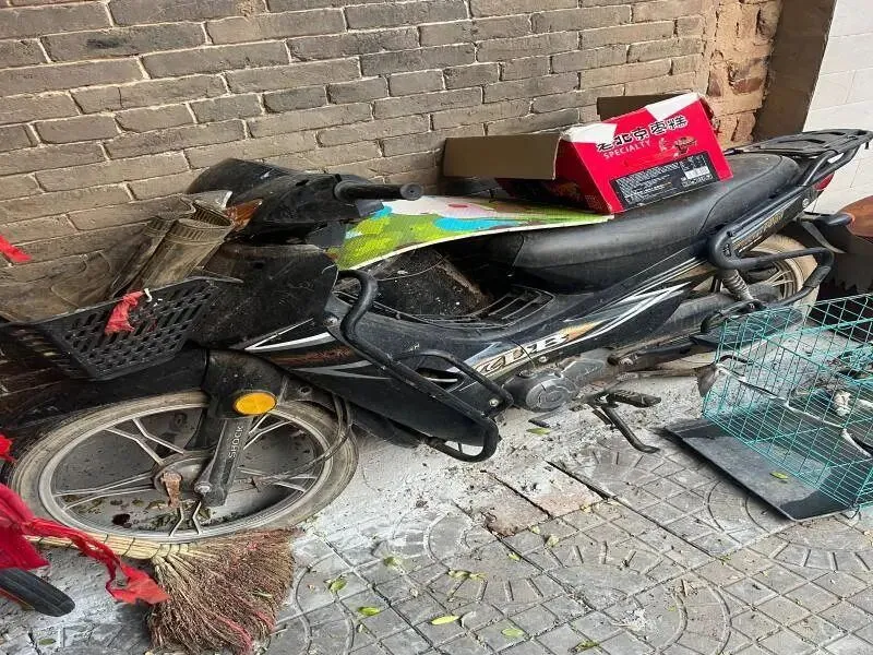 【二手市场】显示屏/上下铺/写字桌/小冰箱/打印机/艾灸仪/脱毛仪/宗申摩托车…