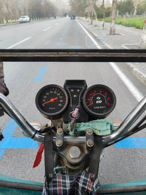 【二手市场】显示屏/上下铺/写字桌/小冰箱/打印机/艾灸仪/脱毛仪/宗申摩托车…