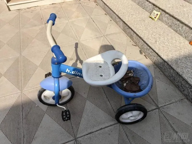 【二手市场】显示屏/上下铺/写字桌/小冰箱/打印机/艾灸仪/脱毛仪/宗申摩托车…