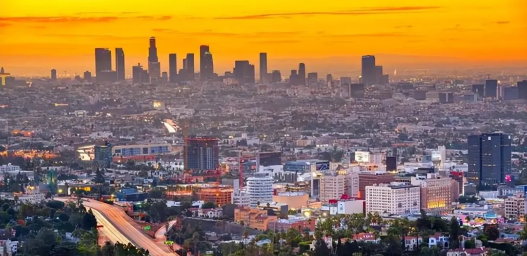 南加州租金市场逆转:62%城市租金下降,橙郡却逆势上涨