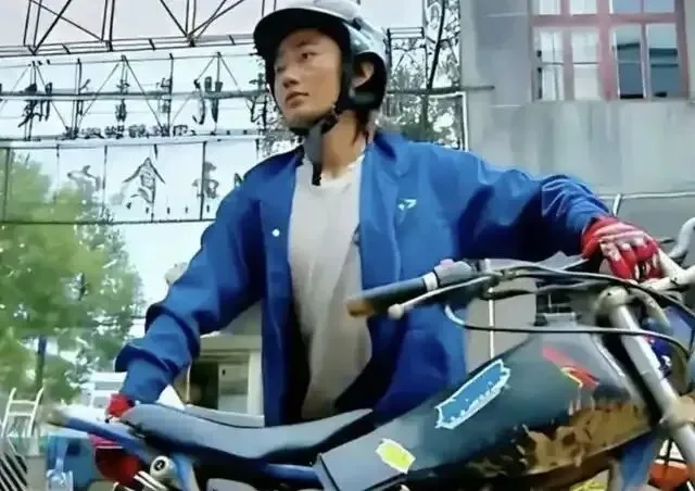 张雪直言:19岁追车视频,我就是拿来营销的