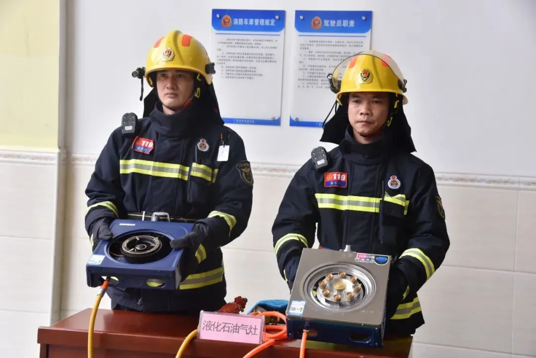 县消防、市场监管联合开展“3·15”消防产品辨真假特别访谈网络直播活动