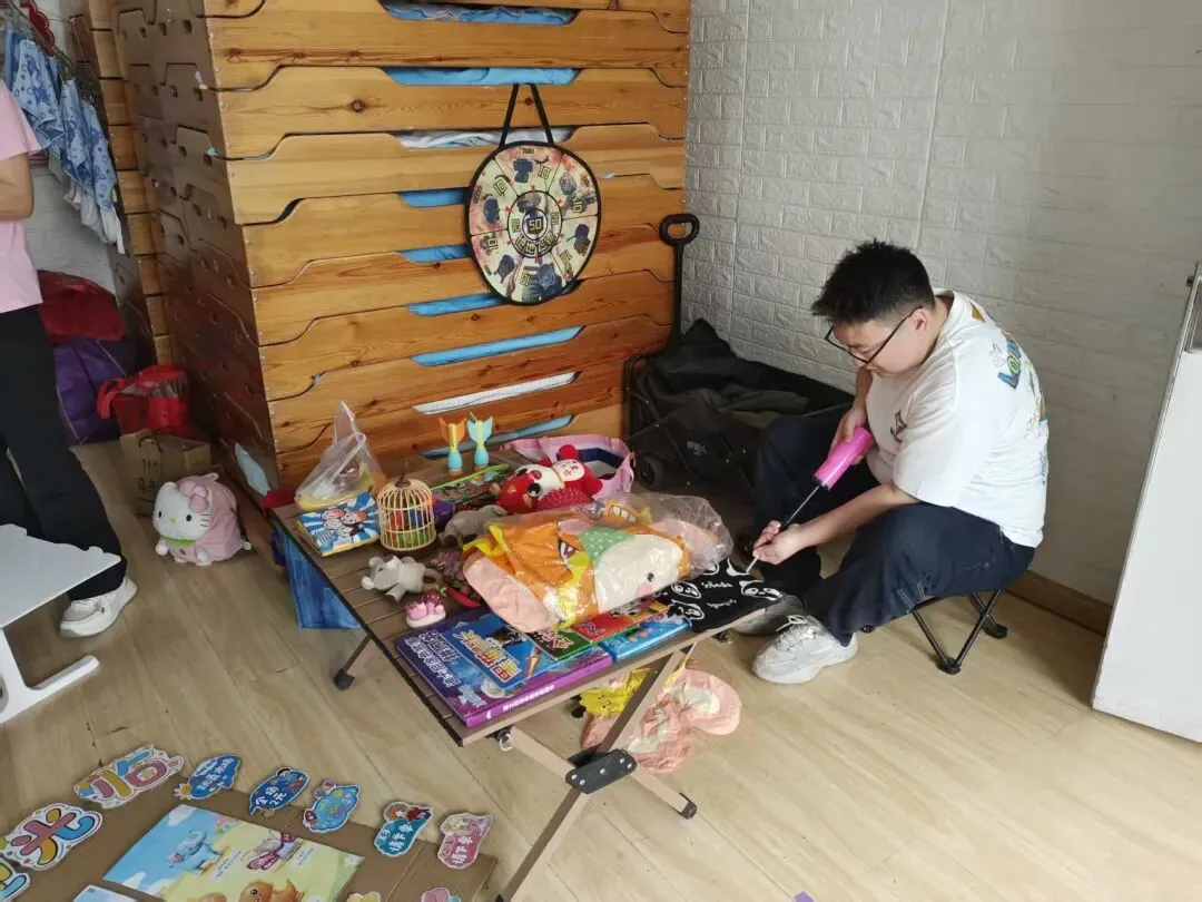 一起“趣”购物—川迪跳蚤市场开市啦