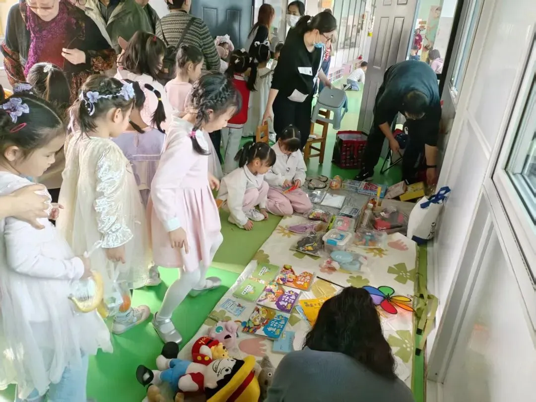 一起“趣”购物—川迪跳蚤市场开市啦