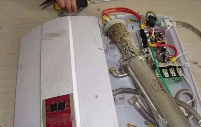 瑞弗尔电器提醒:市场出现“山寨”产品, 消费者选购产品需谨慎!