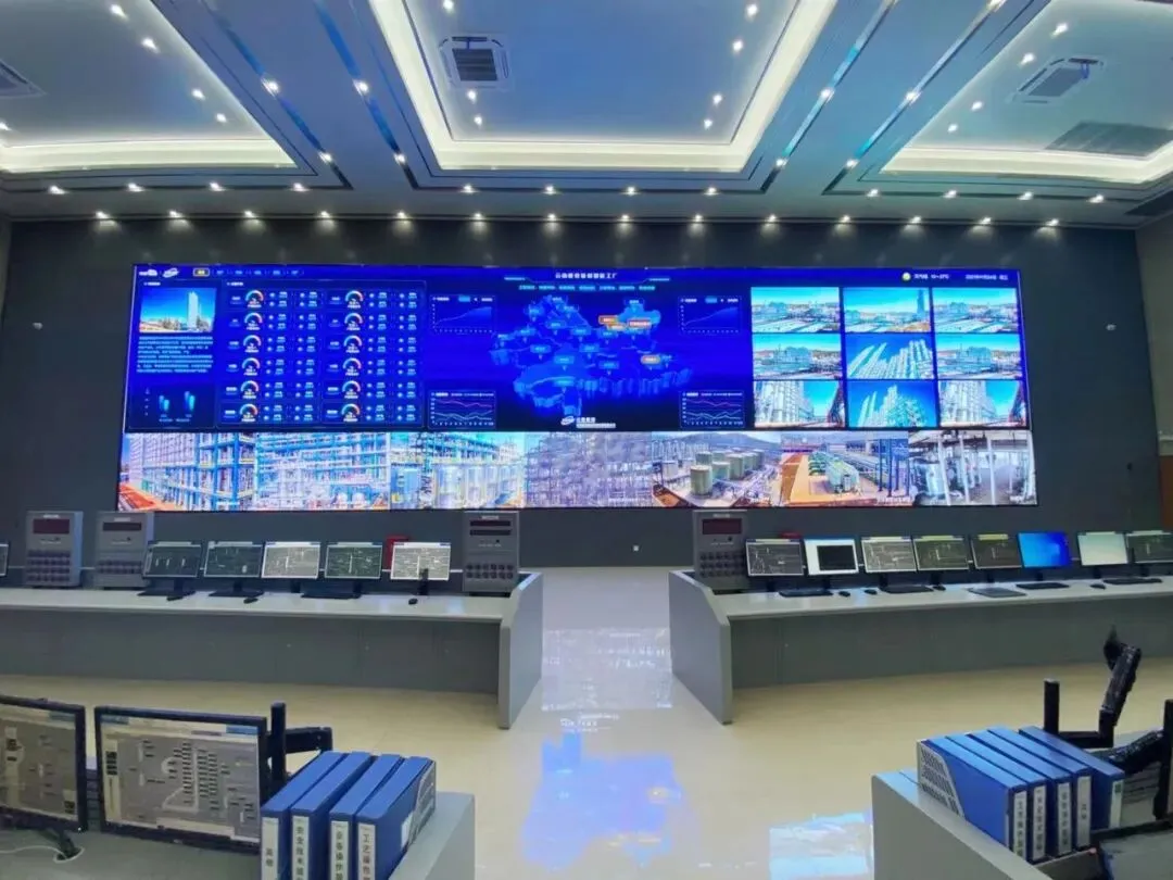 【动态】强化技术赋能 深耕技术营销——云能硅材营销中心常态化开展产品技术培训