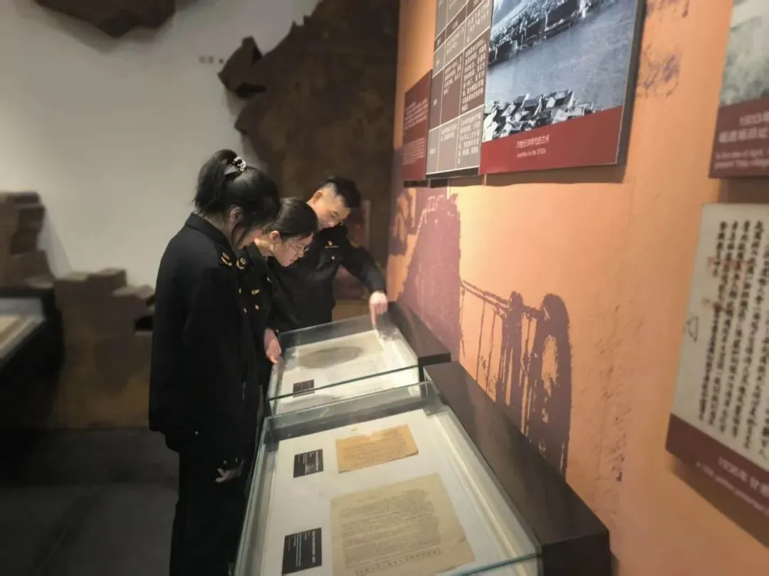 白银路市场监督管理所党支部开展“缅怀革命先烈”主题党日活动