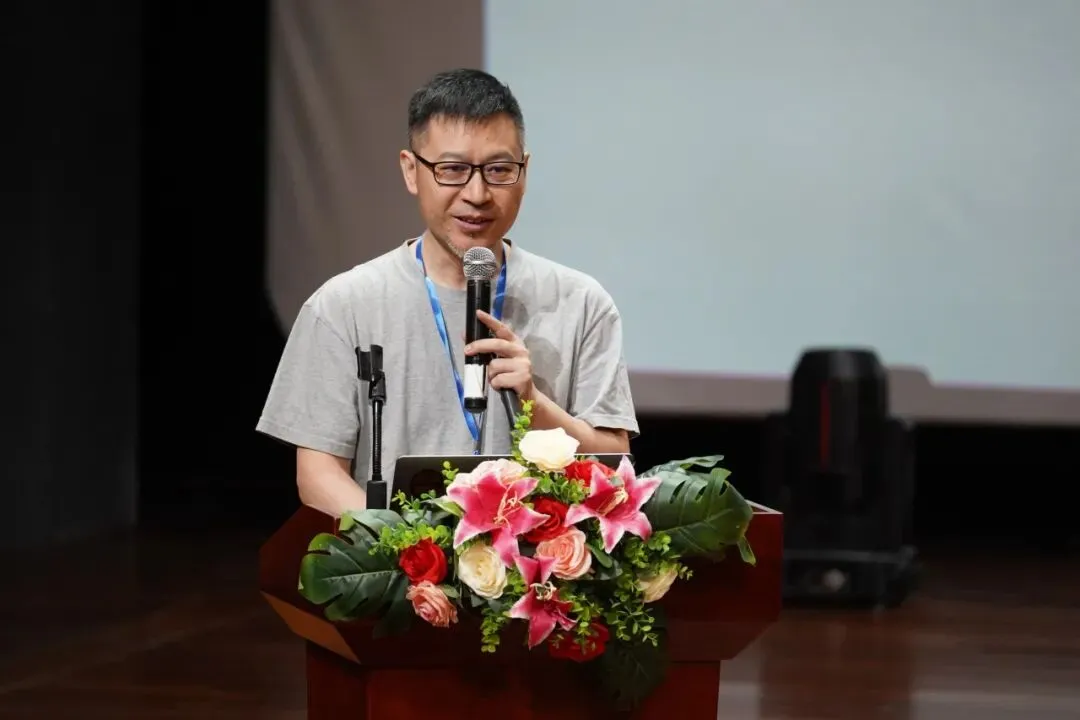 我校举办第18届全国大学生广告艺术大赛营销创客单元名家名师校园创意巡讲活动