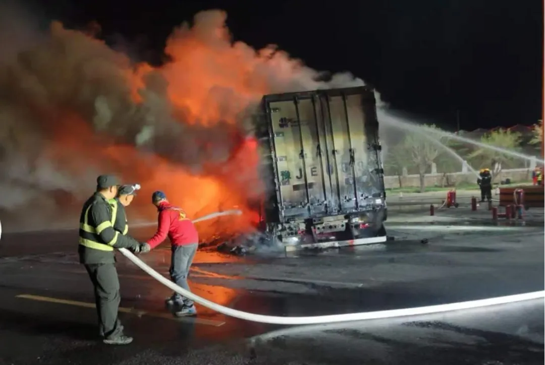 【山西市场导报】山西交投综服公司太谷服务区紧急救援化险情
