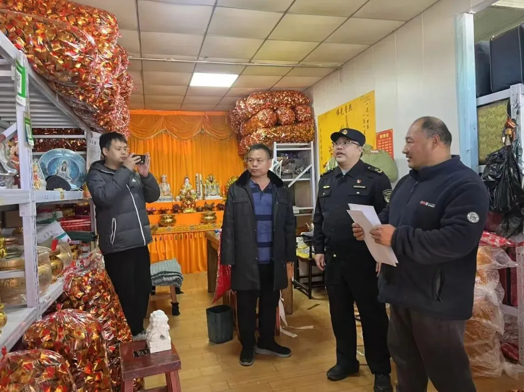 【动态】高丽营镇开展殡葬用品市场专项检查,筑牢清明祭扫安全防线!