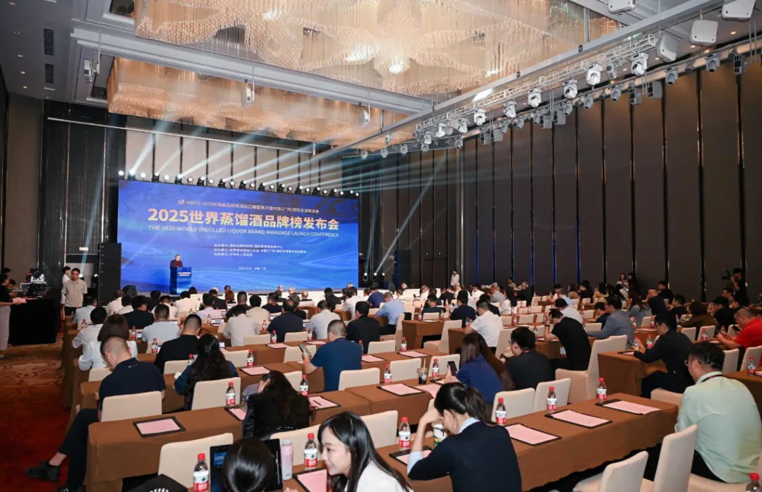 直击市场热点板块,高效对接全渠道资源—5.21-23第36届中国(广州)国际名酒展,解锁国内增长新动能