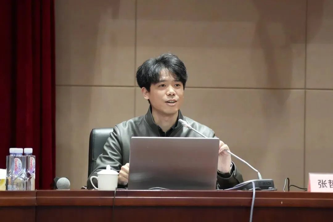 向新丨中建海峡顺利举办“市场营销大讲堂”(第四期)营销专题培训会