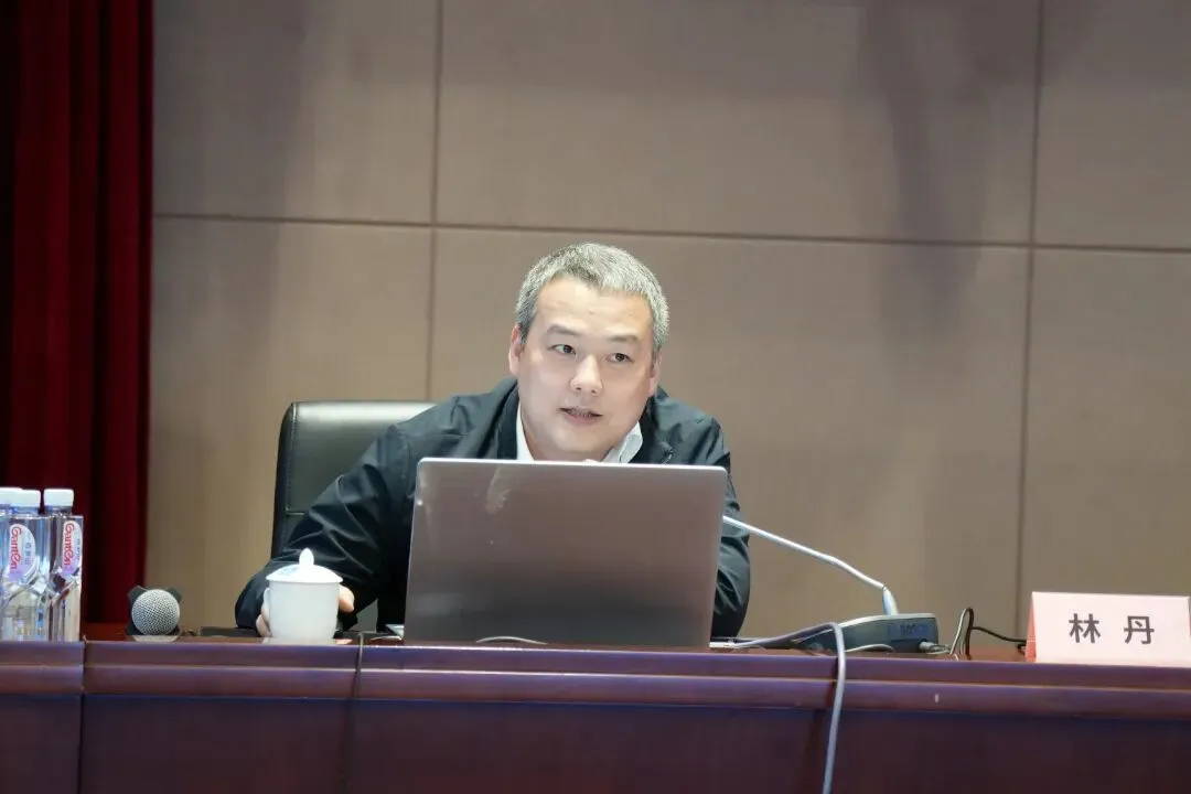 向新丨中建海峡顺利举办“市场营销大讲堂”(第四期)营销专题培训会