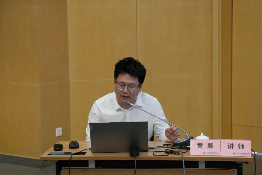 向新丨中建海峡顺利举办“市场营销大讲堂”(第四期)营销专题培训会