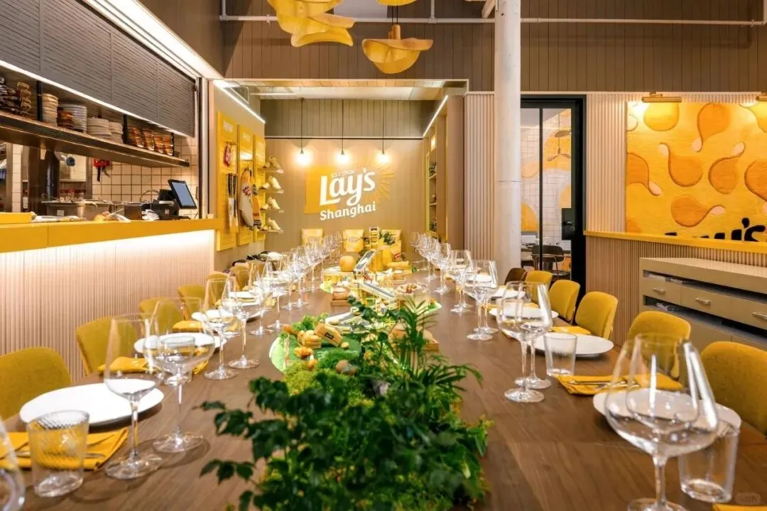 营销案例|新银发生活趋势;乐事开土豆餐厅、NIKE开小卖部、东鹏特饮“听劝式赞助”赢麻了