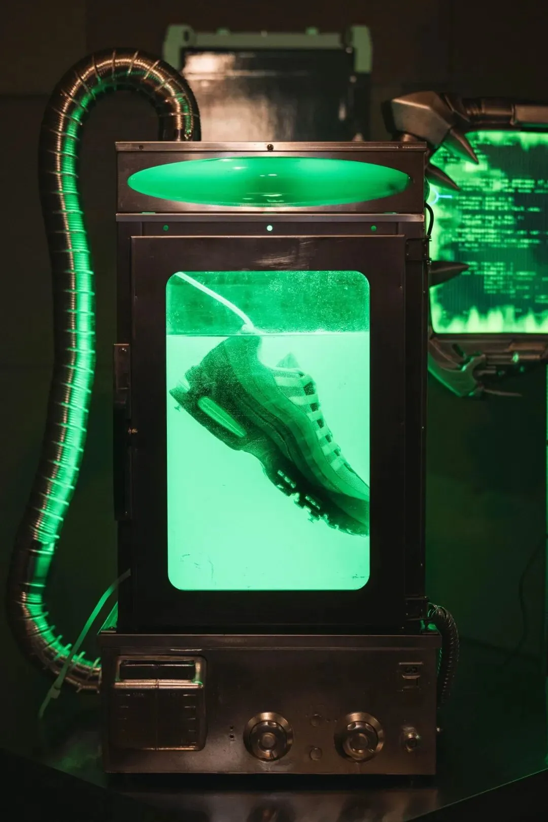 营销案例|新银发生活趋势;乐事开土豆餐厅、NIKE开小卖部、东鹏特饮“听劝式赞助”赢麻了