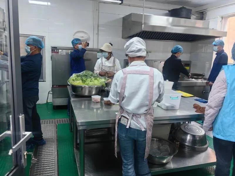 滇源市场监管所:打好护校安园“组合拳”,守牢校园“舌尖安全”