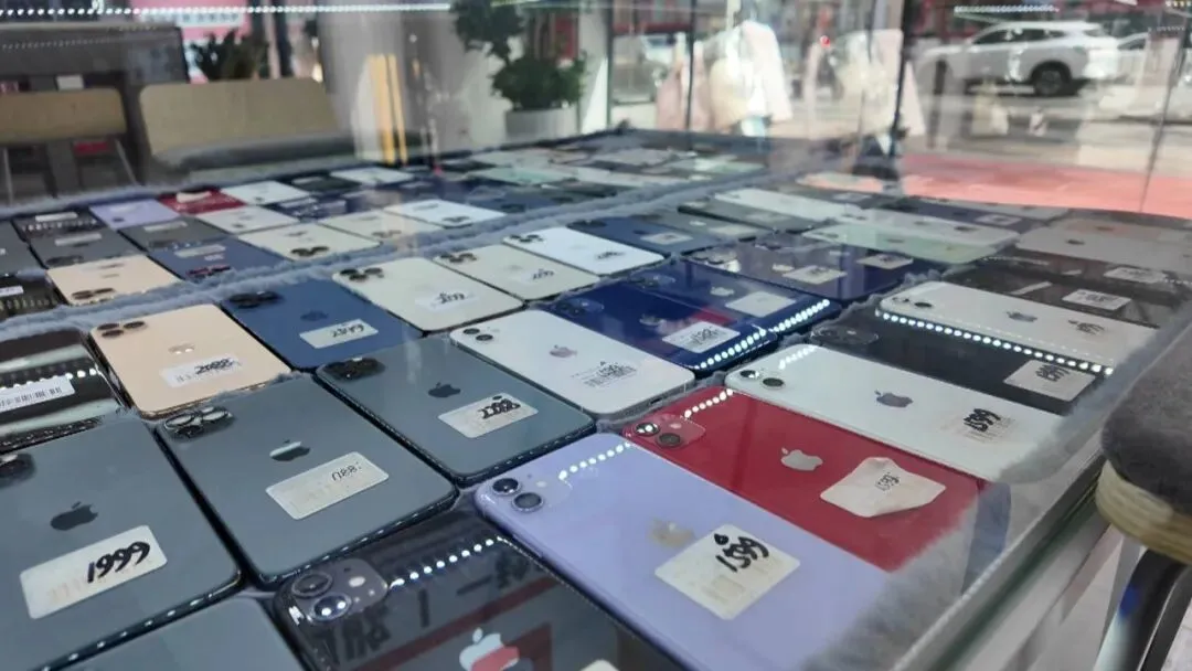 记者调查 || AI产业带火芯片市场!银川二手手机、电脑回收价大波动