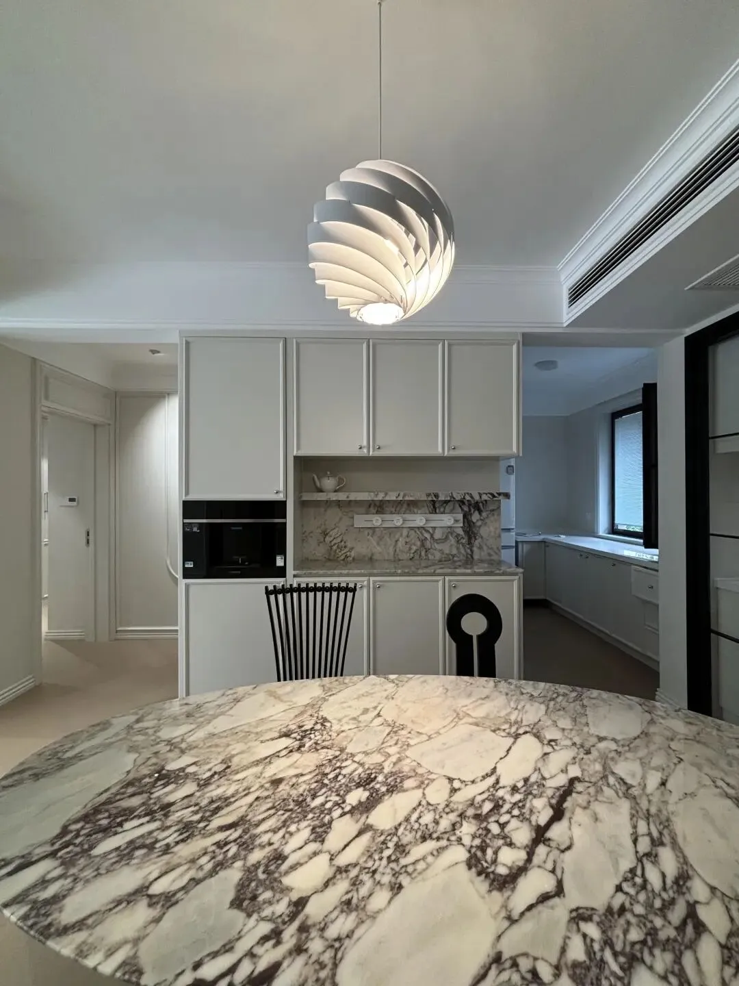 郑州实木油漆全屋定制厂家:本地市场拓展策略深度解析