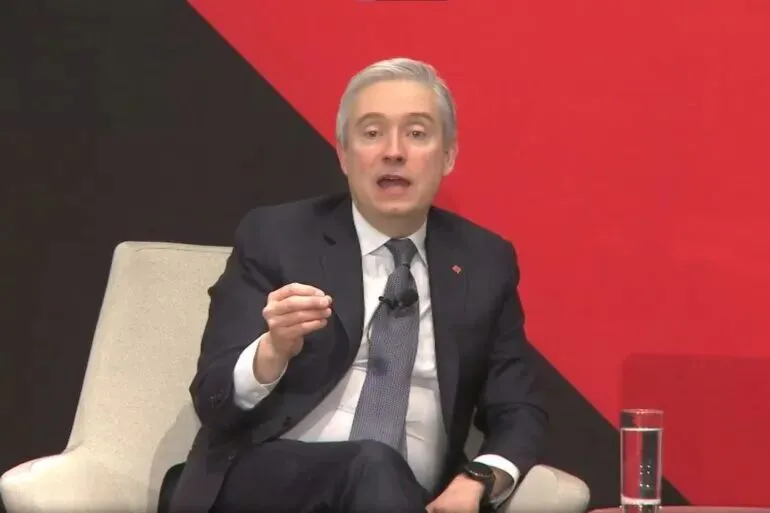 重磅华人利好!加拿大加码布局中国市场!加财长结束北京行:机会来了