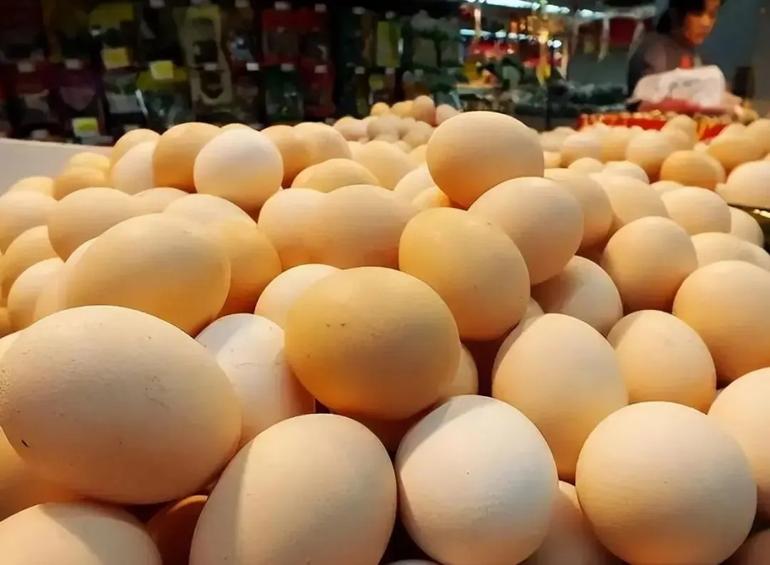 不出意外,4月起,鸡蛋市场将迎来4大变化,老百姓要早做准备