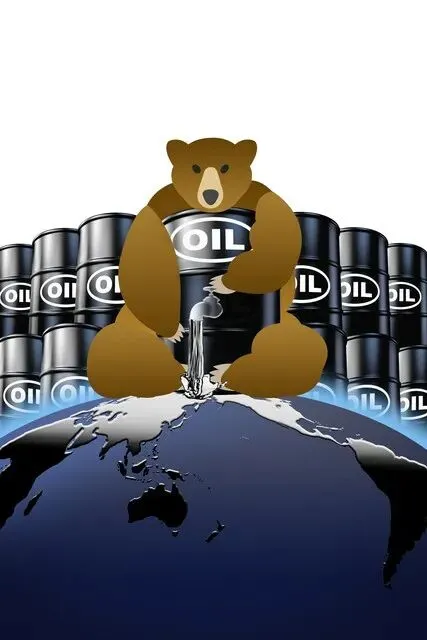 市场表面平静下的暗涌:当乐观预测遇上爆表的市场恐惧,我们是否误判了石油危机?