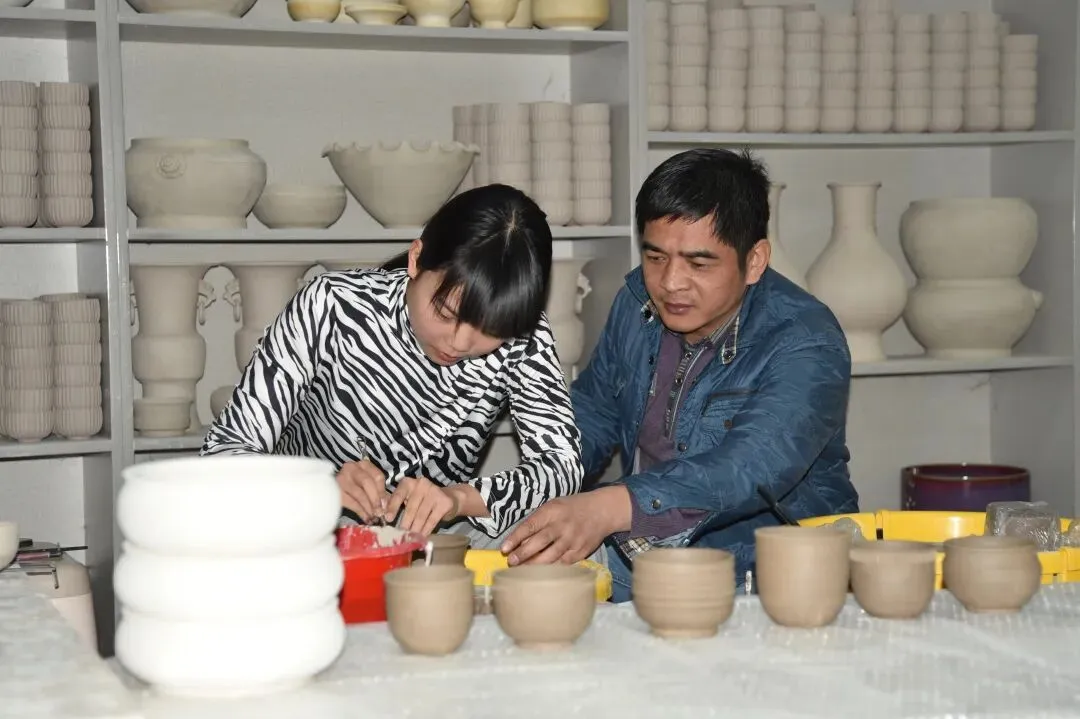推荐||守得住窑火 闯得出市场——访钧瓷匠人新秀刘润桦