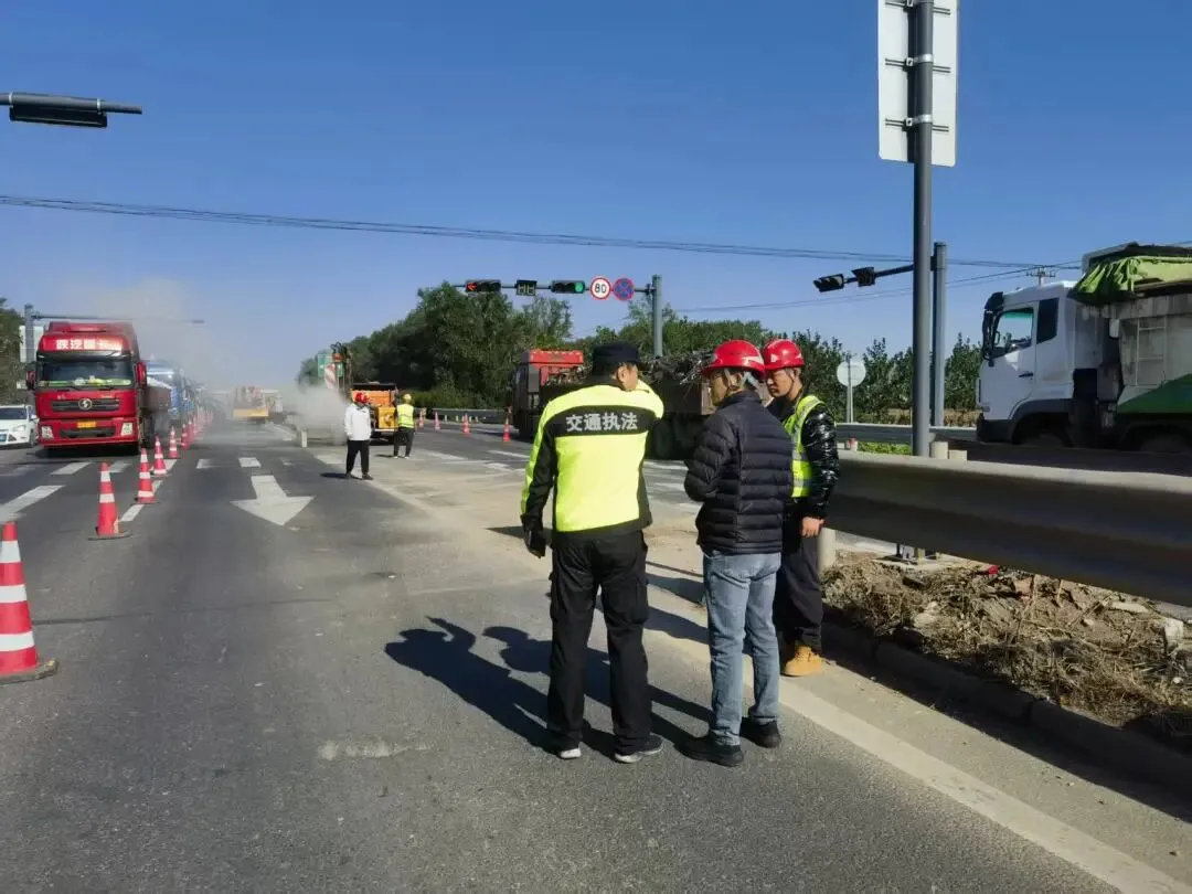 规范养护市场秩序 筑牢公路安全防线 连云港市开展公路养护作业单位执法专项检查