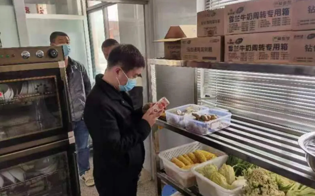 守护师生“舌尖上的安全”,市场监督管理局圭山这样做!