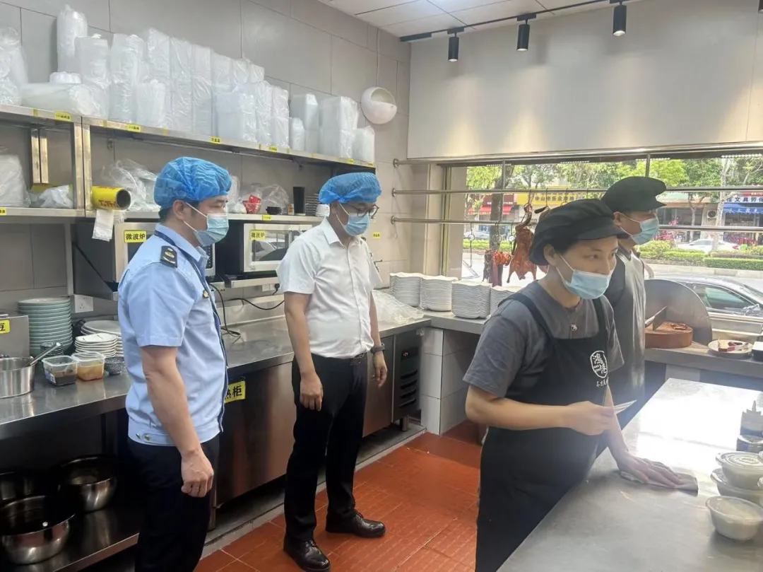 守护清明舌尖安全 市市场监管局在行动