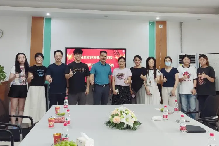 深化产教融合,共育数字营销新人才——商学院访企拓岗促就业专项行动之走进佑鑫包装