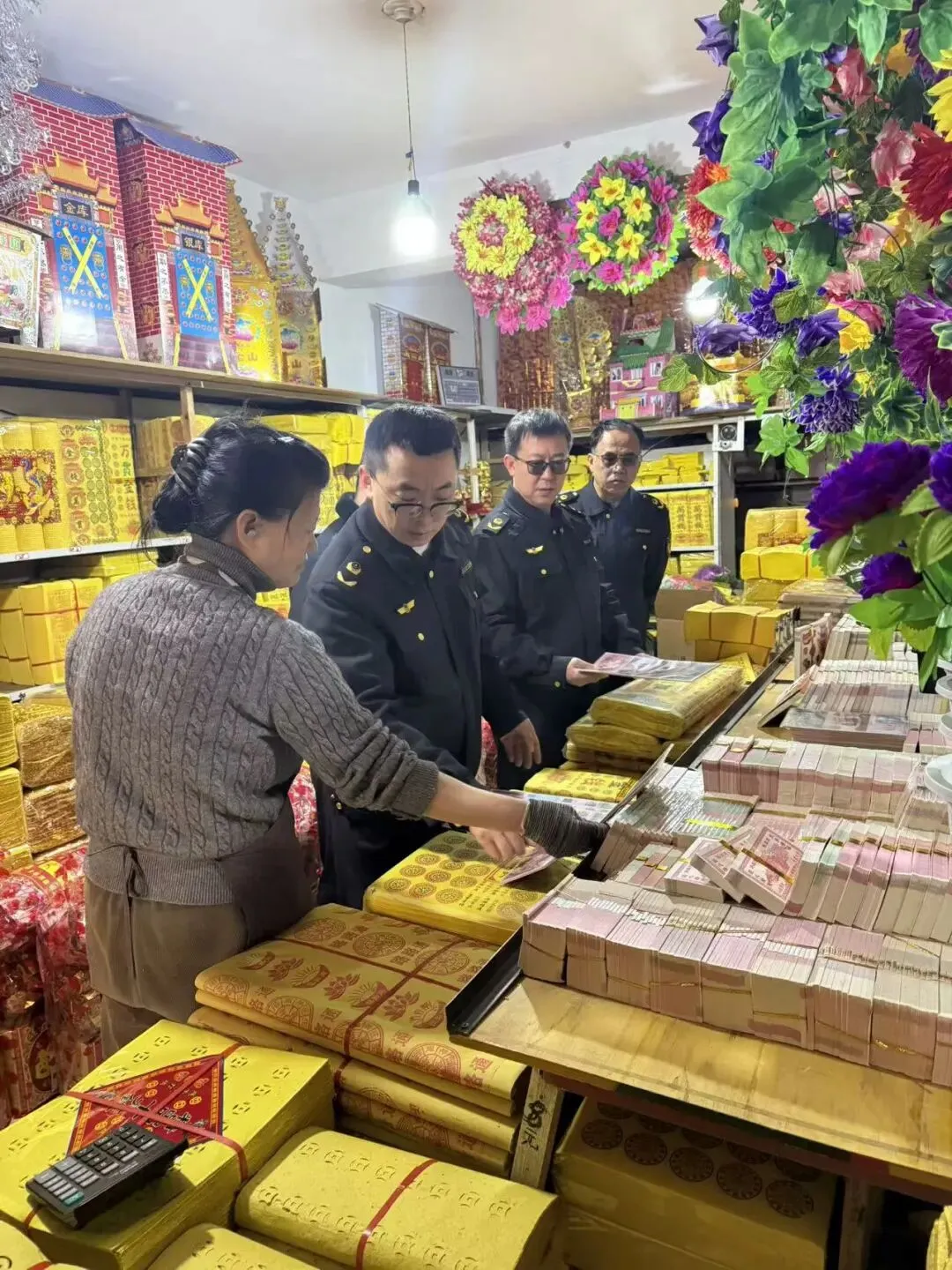 清明护安 监管护航——牙克石市市场监督管理局开展清明节前殡葬领域专项检查