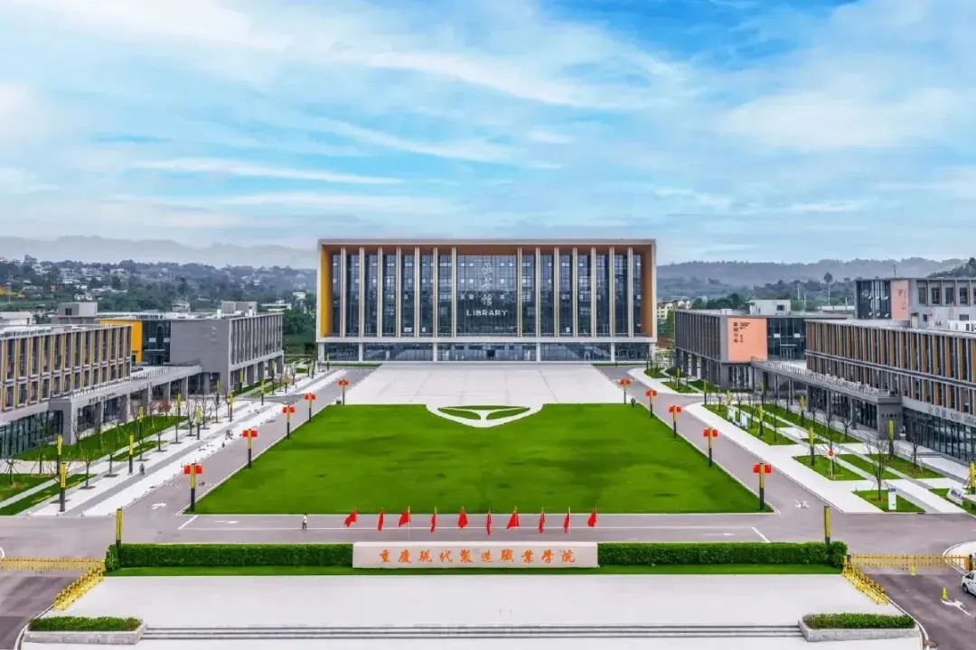 雅迪加速布局泰国市场!邀约投资人赴渝考察共拓两轮电动车新蓝海!