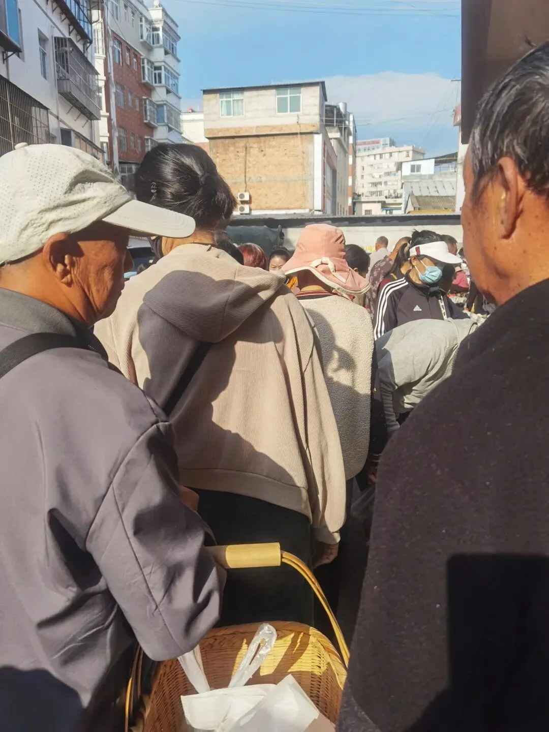 临沧扎路营批发市场里的宝物(之七)