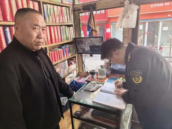 兴县文化市场综合行政执法队开展清明节前文化市场安全生产专项检查