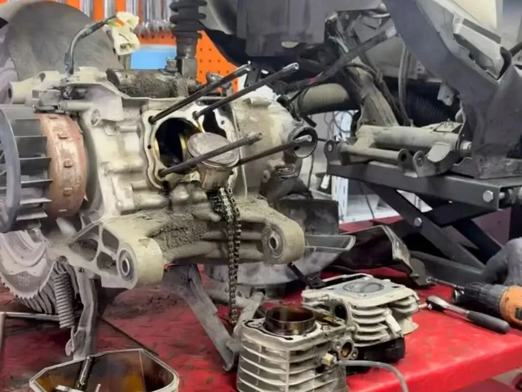 铃木UY新增ABS功能,125踏板市场格局大变,豪爵面临最强挑战